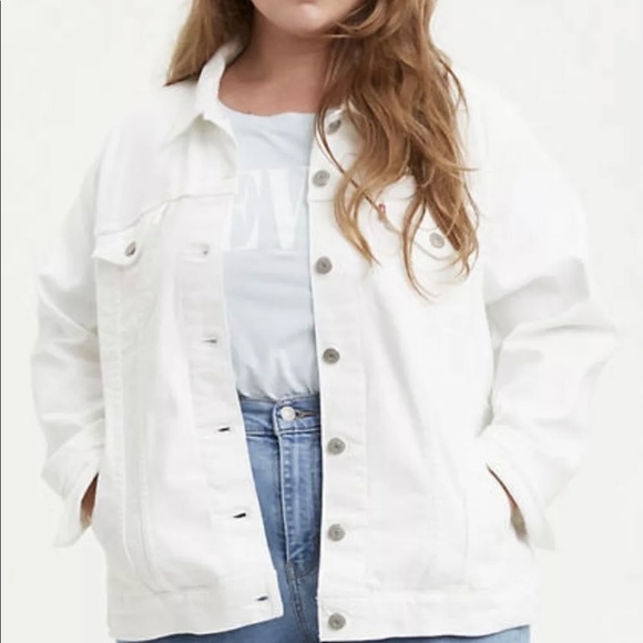 Levi’s Jean trucker jacket
